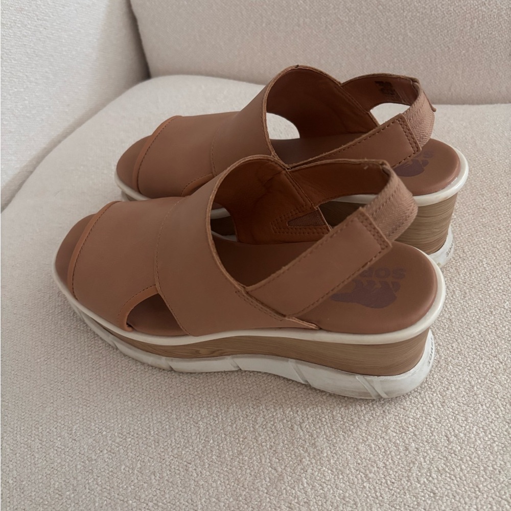 Sorel Tan Slingback Platform Sandals
